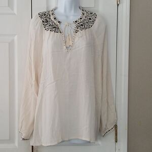 Lucky Brand off white and black long sleeve embroidered blouse Sz XL